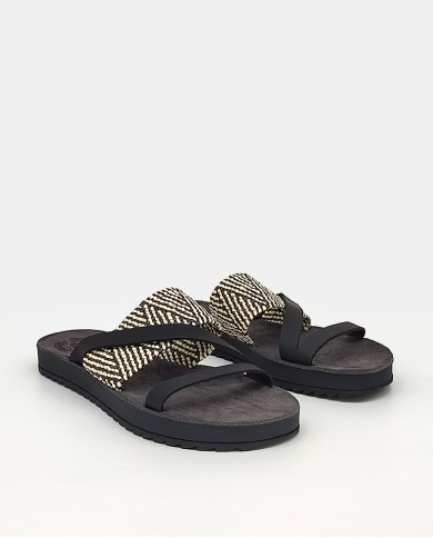 FANTASY SANDALS Sandalia